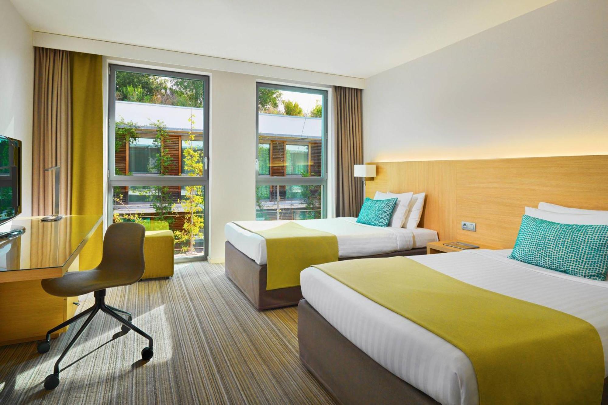 Courtyard By Marriott Montpellier Ξενοδοχείο Εξωτερικό φωτογραφία