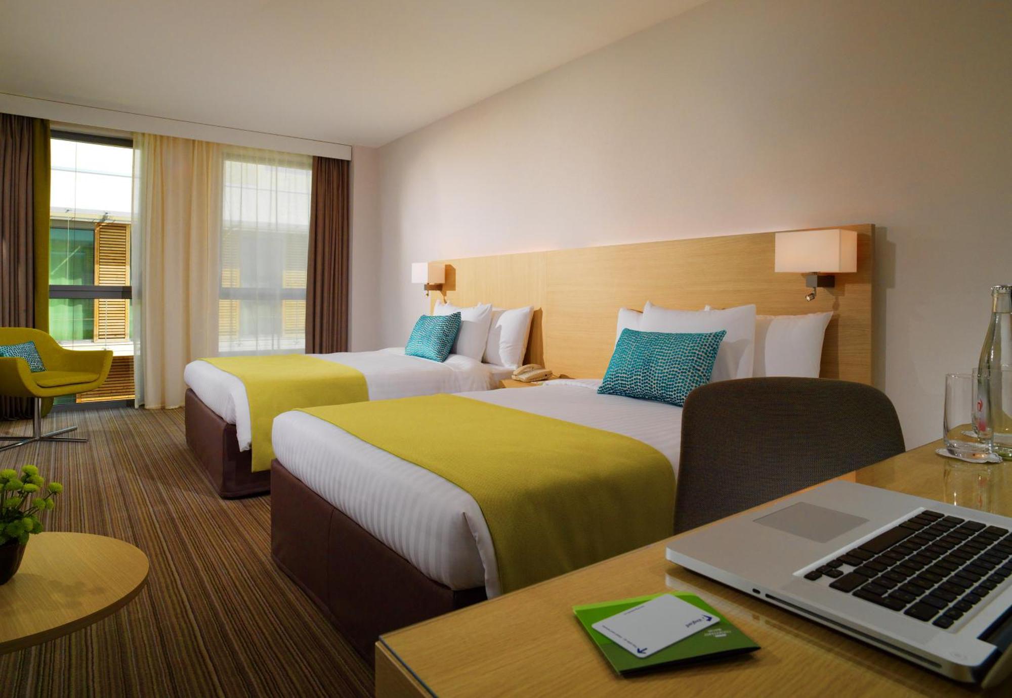 Courtyard By Marriott Montpellier Ξενοδοχείο Εξωτερικό φωτογραφία