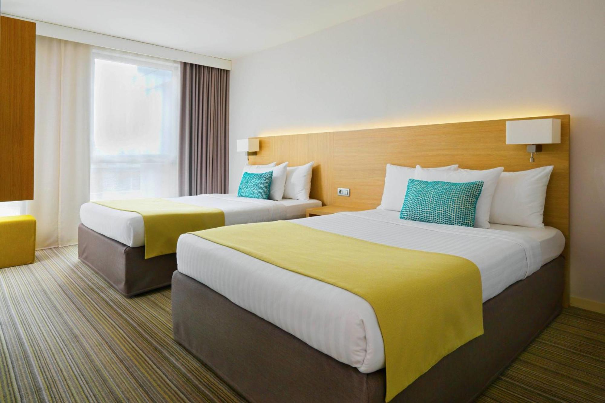Courtyard By Marriott Montpellier Ξενοδοχείο Εξωτερικό φωτογραφία
